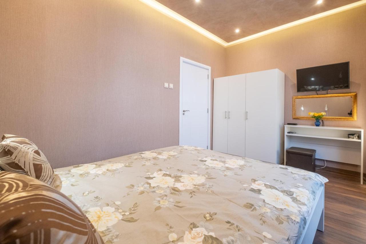 Feel Sofia - One Bedroom Apartment Next To Russian Square Exteriér fotografie